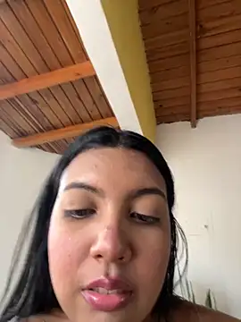 nicole fisherr online show from 05/17/26, 08:42