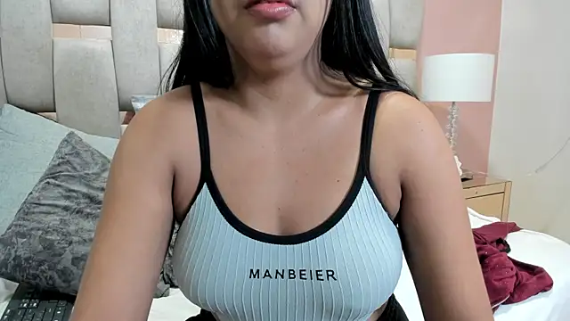 nicole fisherr online show from 11/08/25, 05:00