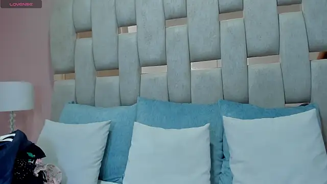 nicole fisherr online show from 01/13/26, 05:33