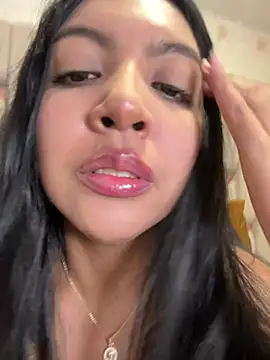 nicole fisherr online show from 07/22/26, 10:23