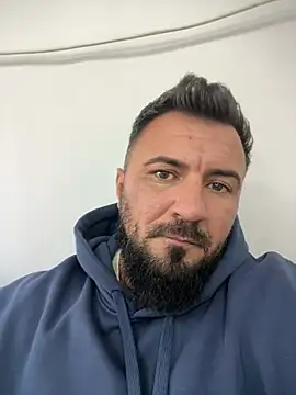 UrsuKing online show from 03/05/25, 01:06