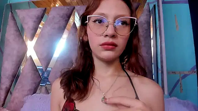 LARICSABLUE online show from 02/23/25, 03:56