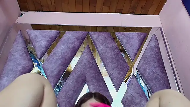 LARICSABLUE online show from 04/09/26, 03:30