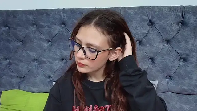 LARICSABLUE online show from 02/03/26, 07:13