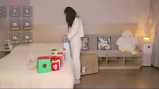 Lucky-baby online show from 11/13/25, 01:26