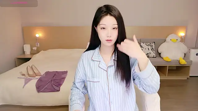 Lucky-baby online show from 02/05/26, 01:40