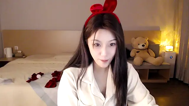 Lucky-baby online show from 12/24/24, 04:40