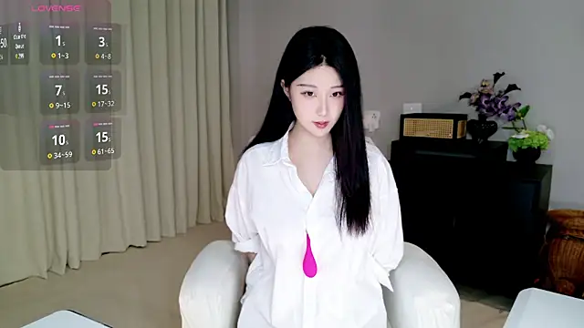 Snapshot of Lucky-baby chatting on 05/04/26, 01:47 Lucky-baby online show from 05/04/26, 01:47
