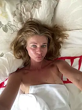 -OliWow- online show from 03/09/25, 08:51