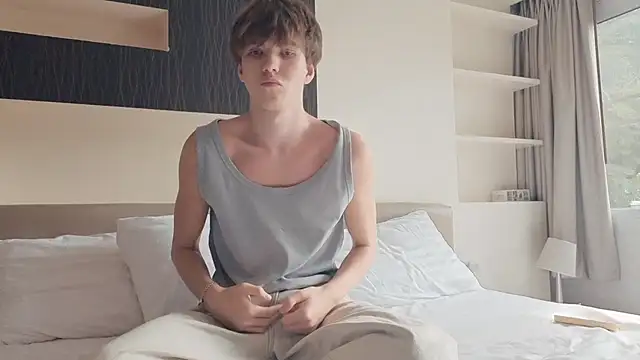 Snapshot of braxiboy chatting on 11/07/25, 07:35 braxiboy online show from 11/07/25, 07:35