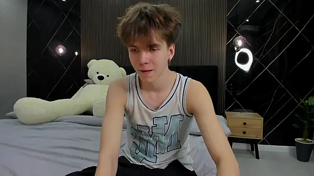 Snapshot of braxiboy chatting on 12/30/24, 12:31 braxiboy online show from 12/30/24, 12:31