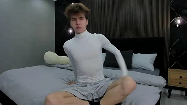 Snapshot of braxiboy chatting on 01/08/25, 12:26 braxiboy online show from 01/08/25, 12:26