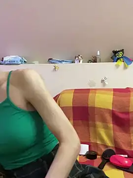 Snapshot of Kamila151 chatting on 02/02/25, 06:47 Kamila151 online show from 02/02/25, 06:47