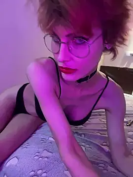 Snapshot of Kamila151 chatting on 02/08/25, 10:51 Kamila151 online show from 02/08/25, 10:51