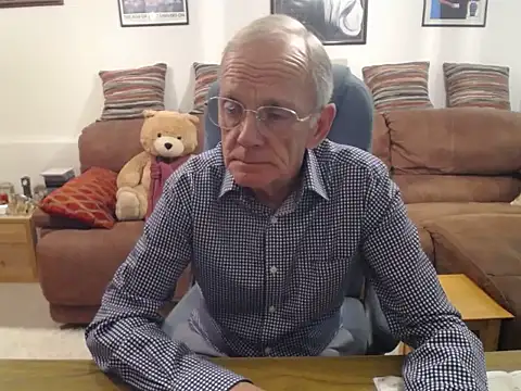 Ferret7777 online show from 10/24/25, 09:58