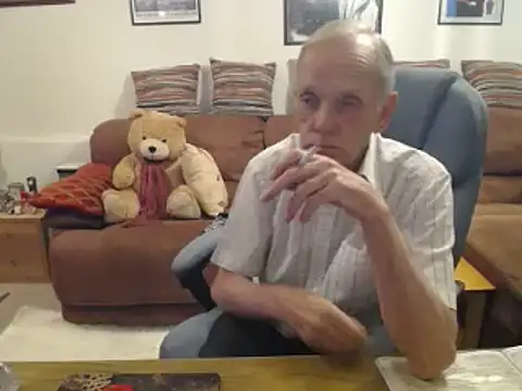 Snapshot of Ferret7777 chatting on 07/01/26, 07:03 Ferret7777 online show from 07/01/26, 07:03