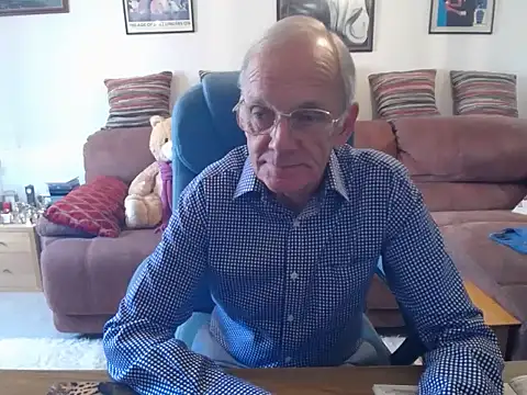 Ferret7777 online show from 10/24/25, 09:52