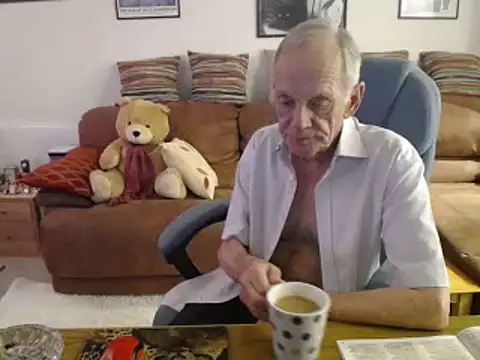 Snapshot of Ferret7777 chatting on 06/24/26, 06:28 Ferret7777 online show from 06/24/26, 06:28