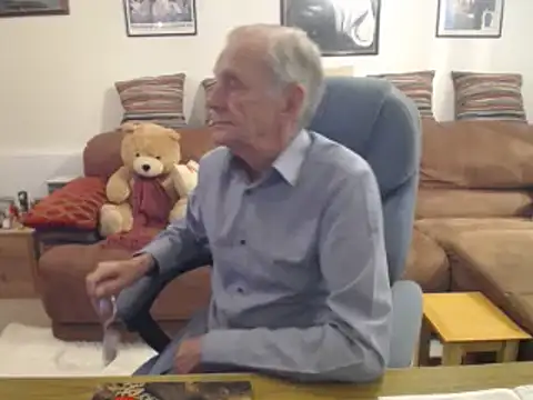 Ferret7777 online show from 06/01/26, 07:13