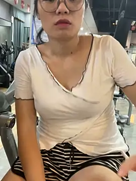 Bella0815 online show from 10/07/25, 09:21