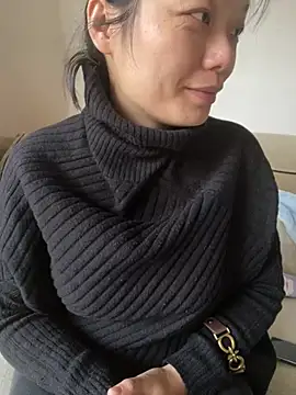 Bella0815 online show from 12/15/24, 07:13