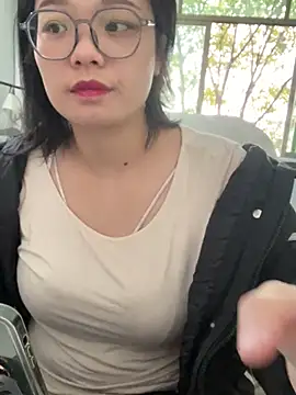 Bella0815 online show from 12/29/24, 06:14