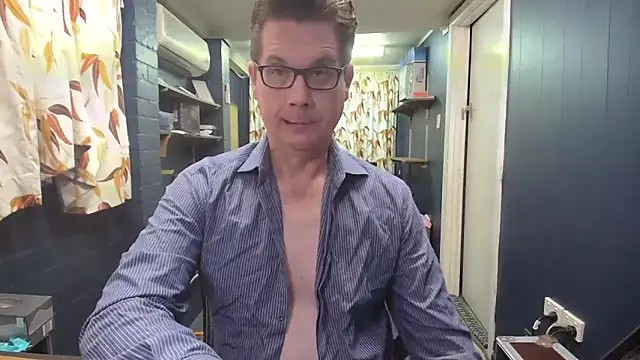 Snapshot of tilobinder chatting on 11/07/25, 01:15 tilobinder online show from 11/07/25, 01:15