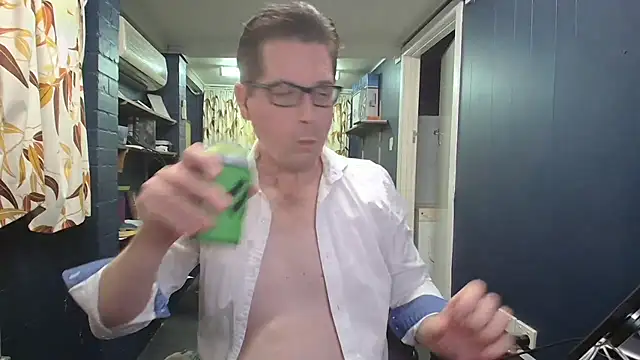 tilobinder online show from 12/21/25, 12:29