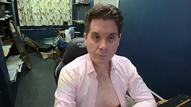 tilobinder online show from 05/15/26, 02:59