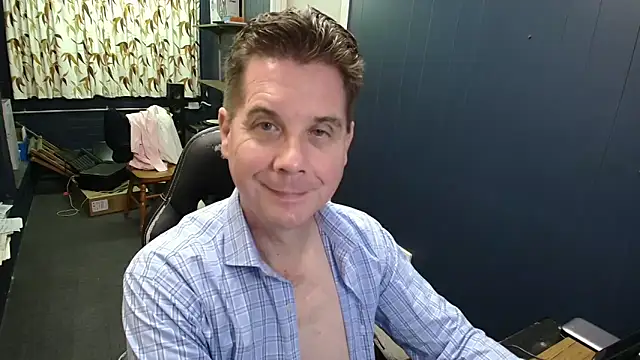 tilobinder online show from 04/11/26, 03:59