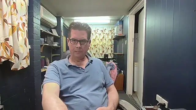 tilobinder online show from 12/20/25, 01:03