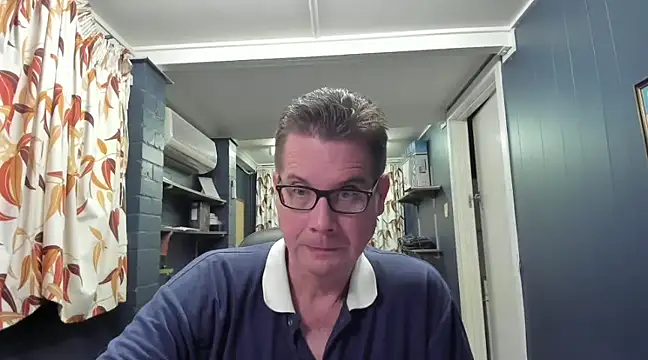 Snapshot of tilobinder chatting on 12/20/24, 02:05 tilobinder online show from 12/20/24, 02:05