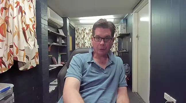 Snapshot of tilobinder chatting on 03/08/25, 01:25 tilobinder online show from 03/08/25, 01:25