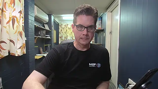 tilobinder online show from 02/22/26, 02:41