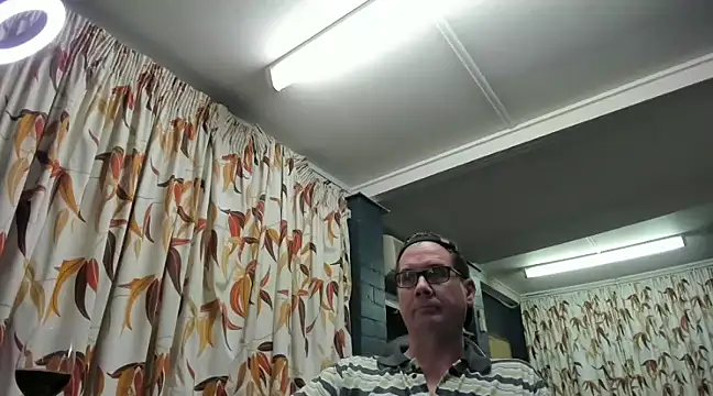 Snapshot of tilobinder chatting on 01/24/25, 11:48 tilobinder online show from 01/24/25, 11:48