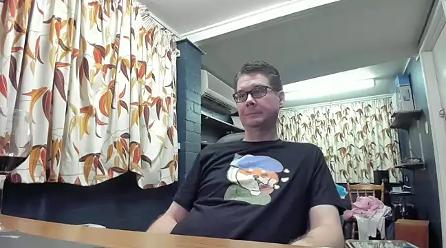 Snapshot of tilobinder chatting on 01/26/25, 12:43 tilobinder online show from 01/26/25, 12:43