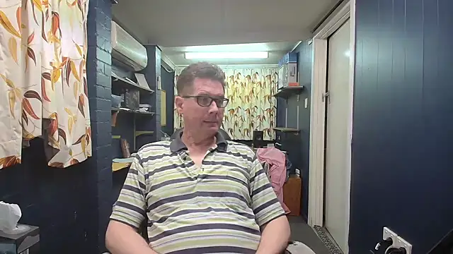 tilobinder online show from 11/14/25, 12:53