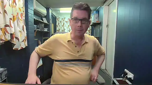 tilobinder online show from 11/25/25, 02:06