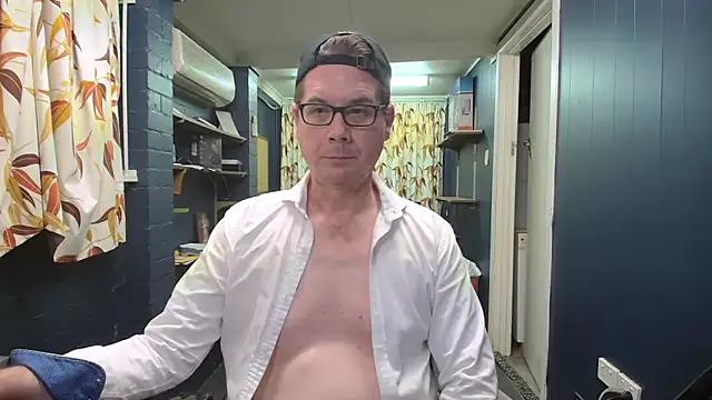 tilobinder online show from 01/09/26, 03:19