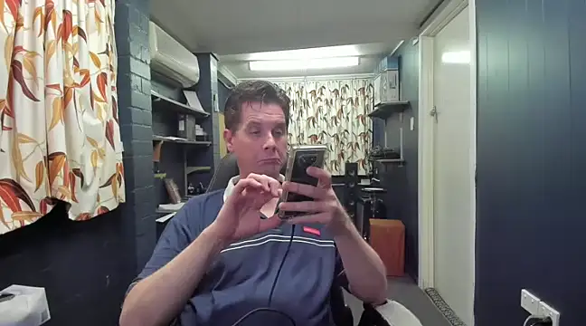 Snapshot of tilobinder chatting on 12/04/24, 05:05 tilobinder online show from 12/04/24, 05:05