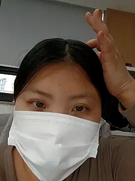 hello098712 online show from 11/24/25, 03:17