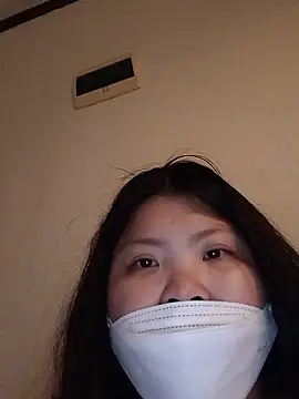 hello098712 online show from 05/18/26, 09:14