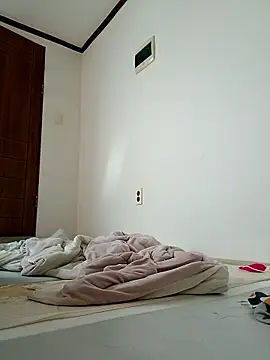 hello098712 online show from 10/24/25, 09:30