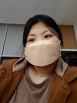 hello098712 online show from 10/20/25, 03:19