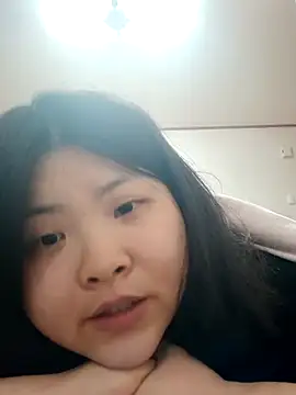 Snapshot of hello098712 chatting on 03/10/25, 02:48 hello098712 online show from 03/10/25, 02:48