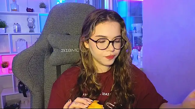 CutiePie3 online show from 10/07/25, 03:02