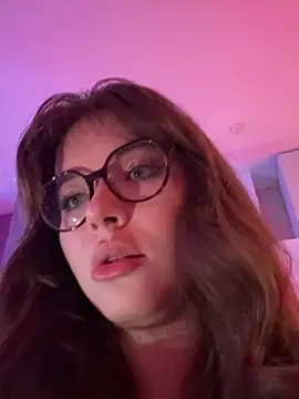 CutiePie3 online show from 12/17/25, 07:52