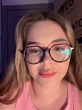 CutiePie3 online show from 09/22/25, 10:38