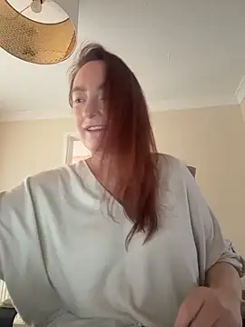 LouiseTswing online show from 02/10/26, 02:27