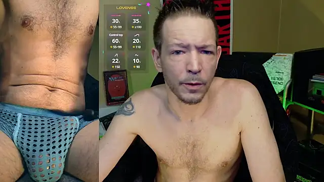 Snapshot of MasterForgedRayy chatting on 02/17/25, 04:09 MasterForgedRayy online show from 02/17/25, 04:09